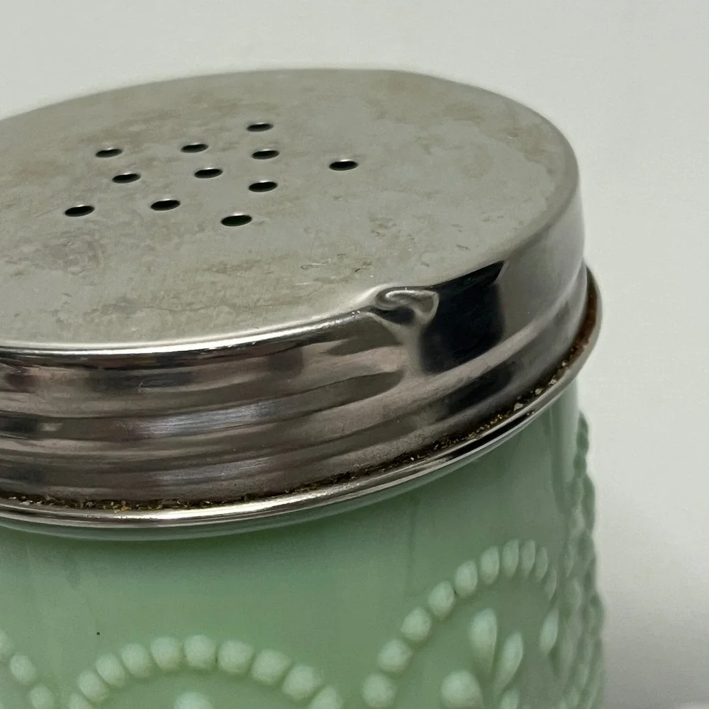 Pioneer Woman Adeline Jadeite Glass Sugar Shaker Green Milk Glass Stainless Lid